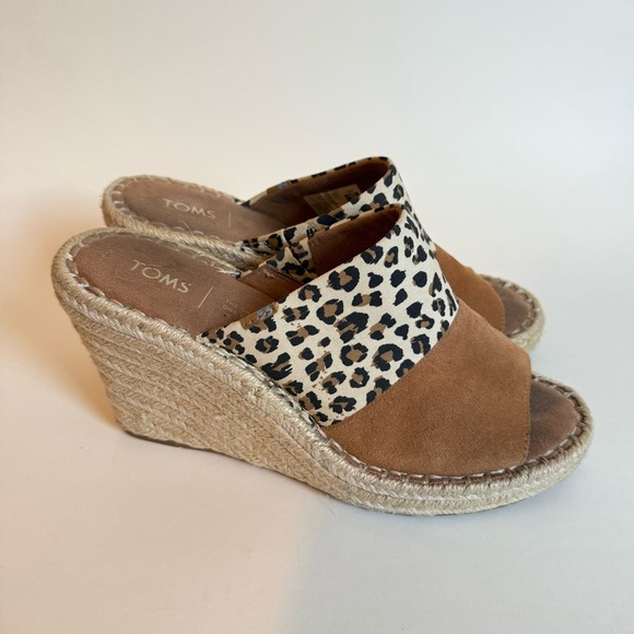 TOMS Monica Espadrille Mule Wedge Leopard Print Tan Sandals sz 8 - Picture 4 of 9